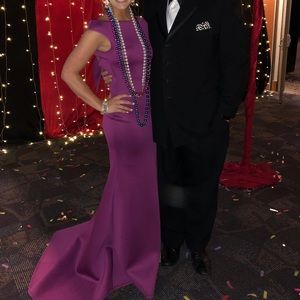 Formal Dress - Small